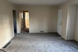 1820 Midway Ave NE, Canton, OH 44705 - Photo 7