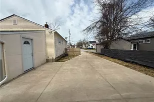 17201 Martha Rd, Loveland, OH 44135 - Photo 31