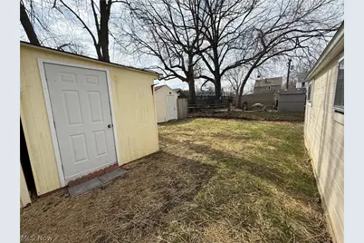 17201 Martha Road, Loveland, OH 44135 - Photo 27