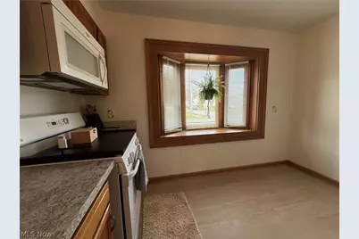 17201 Martha Road, Loveland, OH 44135 - Photo 5