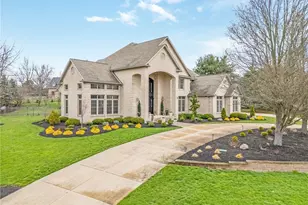 1311 Chantilly Cir NE, Canton, OH 44721 - Photo 3