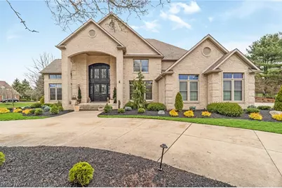 1311 Chantilly Circle NE, Canton, OH 44721 - Photo 1