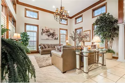 1311 Chantilly Circle NE, Canton, OH 44721 - Photo 9