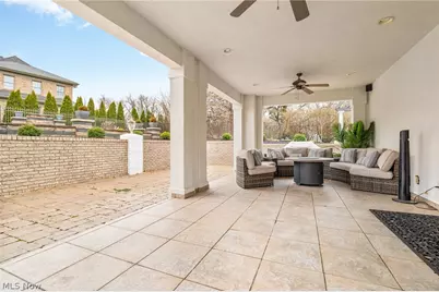 1311 Chantilly Circle NE, Canton, OH 44721 - Photo 41