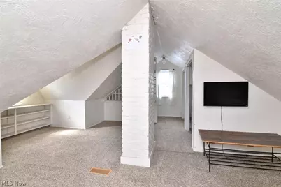 16412 Elsienna Avenue, Loveland, OH 44135 - Photo 31