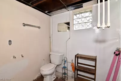 16412 Elsienna Avenue, Loveland, OH 44135 - Photo 35