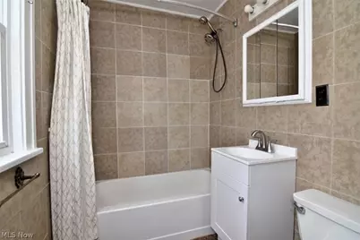 16412 Elsienna Avenue, Loveland, OH 44135 - Photo 19