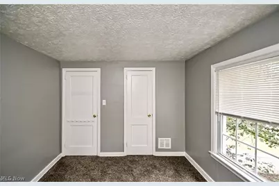 1699 Sunset Avenue, Akron, OH 44301 - Photo 11