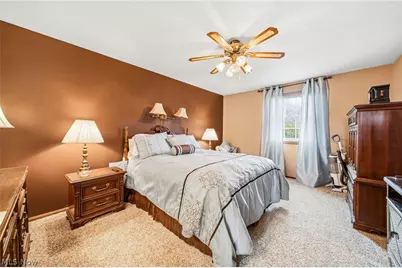 9602 Lasalle Lane, Mentor, OH 44060 - Photo 15