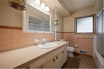 2441 Vezber Drive, Green Hills, OH 44131 - Photo 17