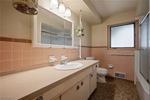 2441 Vezber Dr, Green Hills, OH 44131 - Photo 17