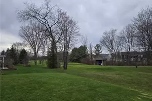 9910 Country Club Cir, Twinsburg, OH 44087 - Photo 21