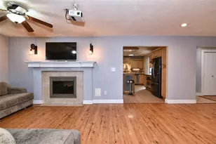 8803 Evergreen Dr, Mentor, OH 44060 - Photo 7