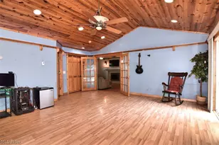 8803 Evergreen Dr, Mentor, OH 44060 - Photo 3