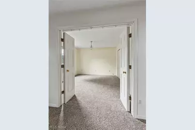 1766 Stone Creek Lane, Twinsburg, OH 44087 - Photo 9