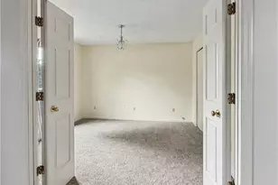 1766 Stone Creek Ln, Twinsburg, OH 44087 - Photo 9