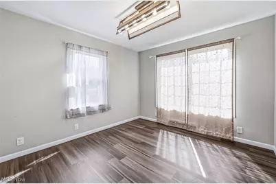 2138 Hermosa Drive, Youngstown, OH 44511 - Photo 13