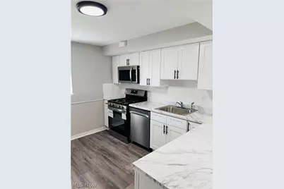 21045 Southbend Circle #6, Rocky River, OH 44116 - Photo 5
