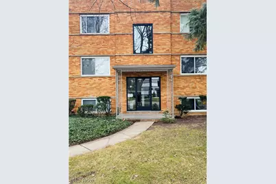21045 Southbend Circle #6, Rocky River, OH 44116 - Photo 3