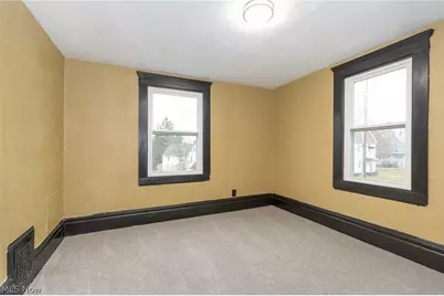 258 Oberlin Court, Akron, OH 44311 - Photo 15