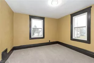 258 Oberlin Ct, Akron, OH 44311 - Photo 15