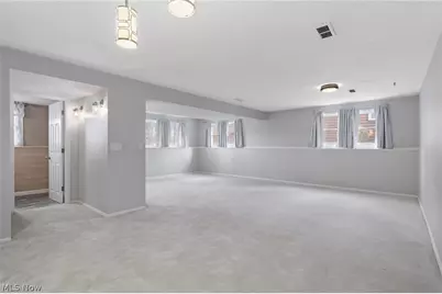 26772 Skyline Drive, Olmsted Twp, OH 44138 - Photo 17