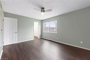 26772 Skyline Dr, Olmsted Twp, OH 44138 - Photo 25