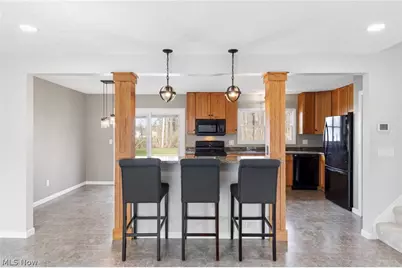 26772 Skyline Drive, Olmsted Twp, OH 44138 - Photo 9