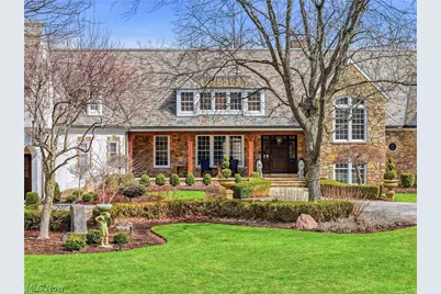 809 Village Trails, Gates Mills, OH 44040 - Photo 3