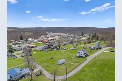 110 Dewey Avenue, Freeport, OH 43973 - Photo 31