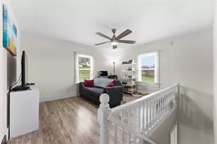 110 Dewey Ave, Freeport, OH 43973 - Photo 17