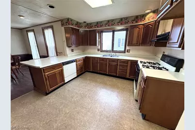 74 E Whitney Avenue, Shelby, OH 44875 - Photo 7