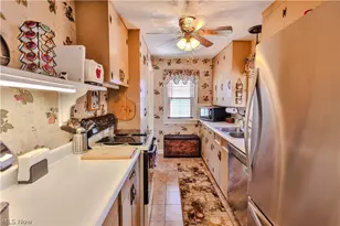 319 Superior St, Louisville, OH 44641 - Photo 17