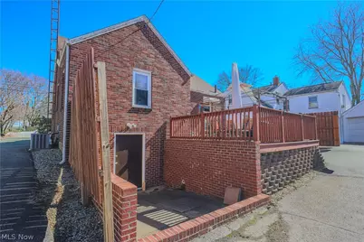319 Superior Street, Louisville, OH 44641 - Photo 5