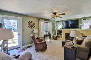319 Superior St, Louisville, OH 44641 - Photo 15