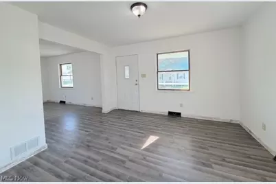 205 Rumley Street, Jewett, OH 43986 - Photo 5