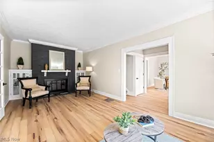 1529 Pilgrim St, Akron, OH 44305 - Photo 3