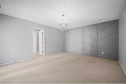 889 Lynnhaven Lane, Akron, OH 44313 - Photo 3