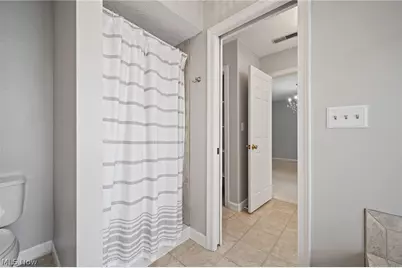 889 Lynnhaven Lane, Akron, OH 44313 - Photo 15