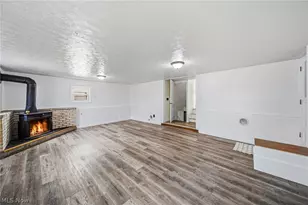 15904 Claridon Troy Rd, Burton, OH 44021 - Photo 11