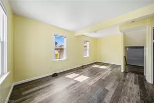 15904 Claridon Troy Rd, Burton, OH 44021 - Photo 9