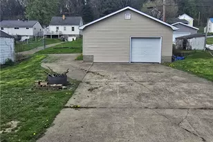 1720 Chestnut St, Coshocton, OH 43812 - Photo 23