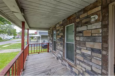 124 E 32nd Street, Lorain, OH 44055 - Photo 3