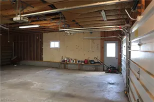 662 S Monroe St, Millersburg, OH 44654 - Photo 11