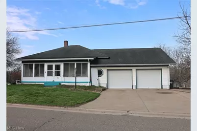 662 S Monroe Street, Millersburg, OH 44654 - Photo 1