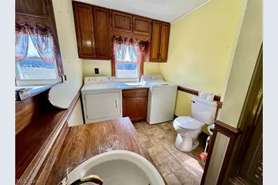 10131 Columbus Road NE, Louisville, OH 44641 - Photo 15