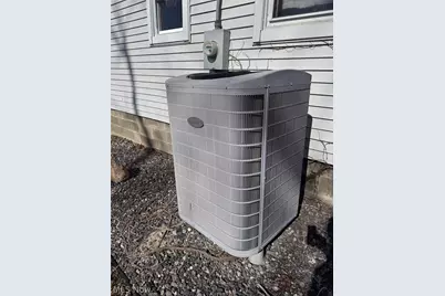 10131 Columbus Road NE, Louisville, OH 44641 - Photo 19