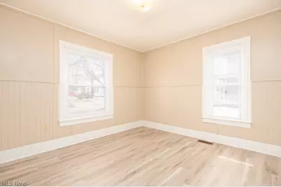 246 Grant Street, Ravenna, OH 44266 - Photo 9