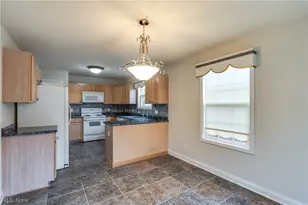 4046 Lindbergh Ave NW, Canton, OH 44718 - Photo 13