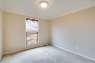 4046 Lindbergh Ave NW, Canton, OH 44718 - Photo 23